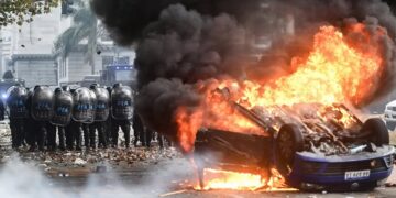 Buenos Aires Turmoil: Evaluating President Milei’s Austerity Policies Amid Civil Unrest