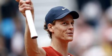 Italian Tennis on the Rise: Sinner Claims ATP Summit, Berrettini Climbs to 30th, Darderi Soars to 34th